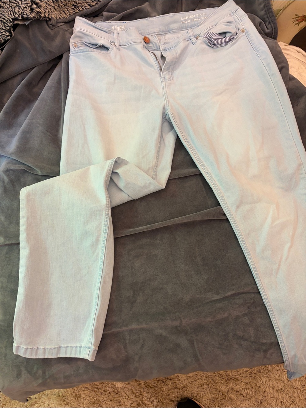 Mugsy Jeans Light Blue Skinny Jeans - Classic